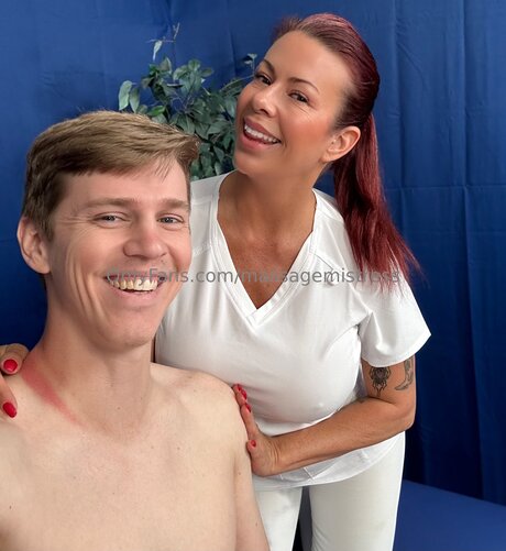 Massagemistress model hot pic