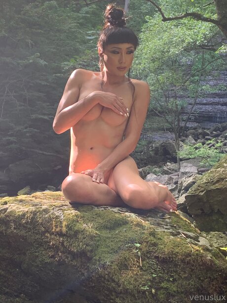 Venuslux model naked archive