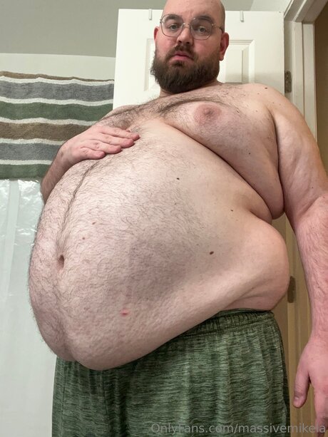 Massivemikela model erotic pic