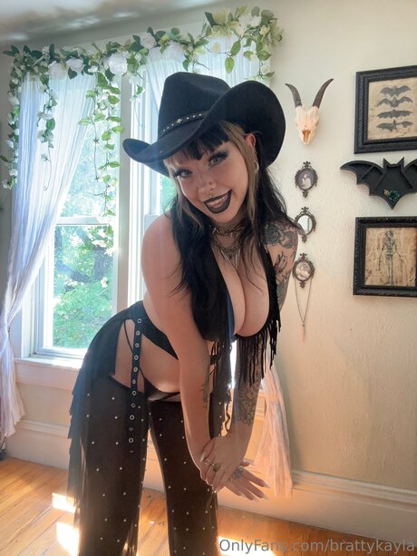 Brattykayla model xxx images