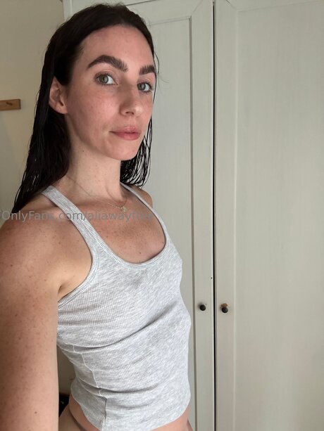 Aliawayfree pornstar xxx archive