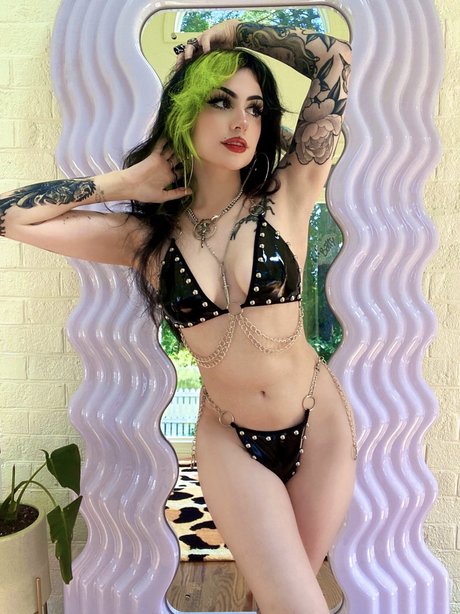 Batz nude actress img