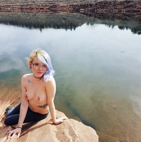 Faebelle sexy pornstar archive