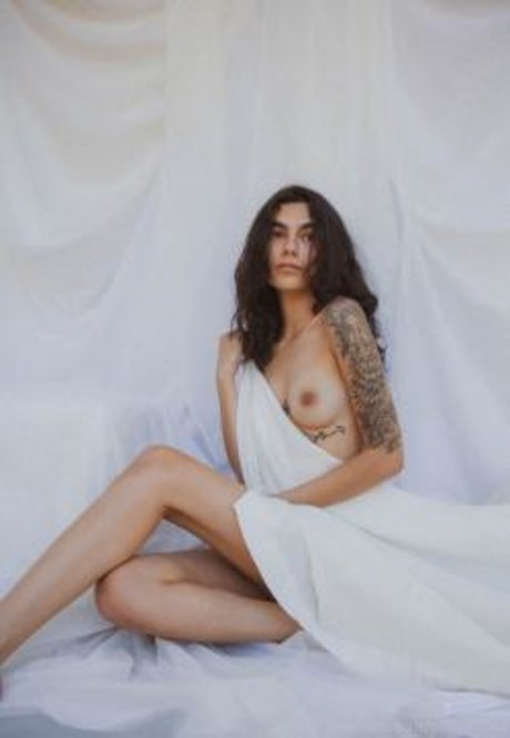 Brianna Itshades model exclusive image