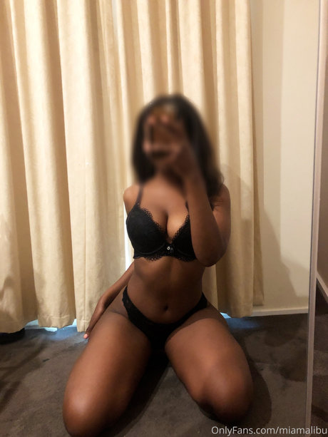 Goddess Myra model porn image