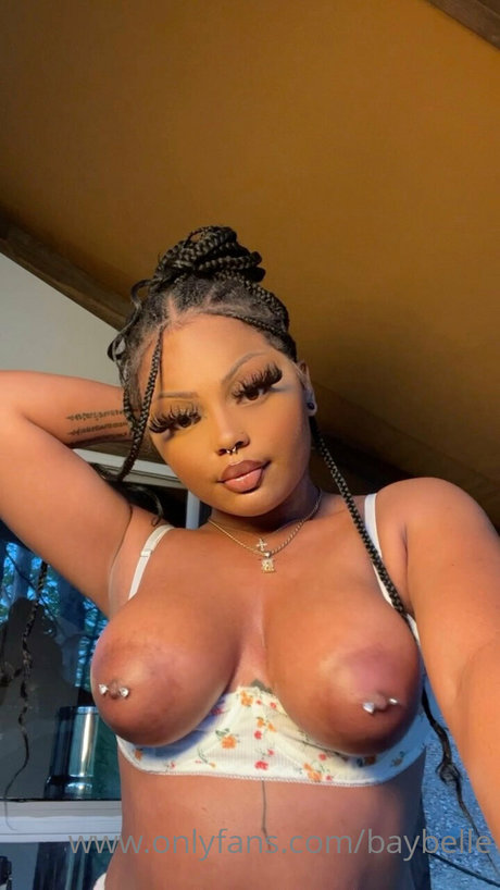 Bay Belle pretty pornstar pics