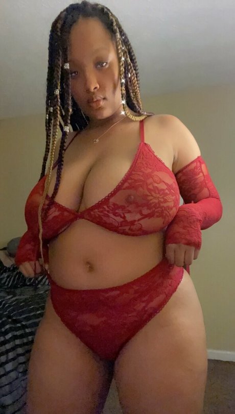 Kaycouture Stalli top profile image