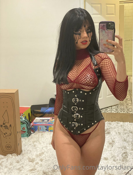 Dare Taylor pornstar nude picture