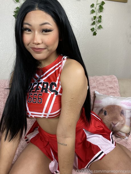 lucy lee  nude model img