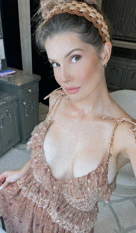 Amanda Cerny hd model photo
