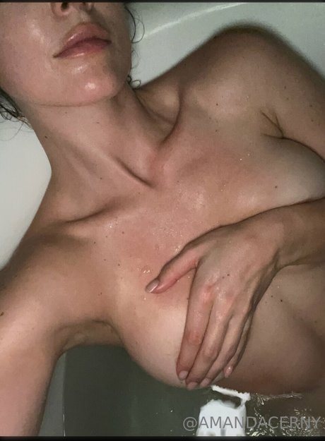 Amanda Cerny star free pics