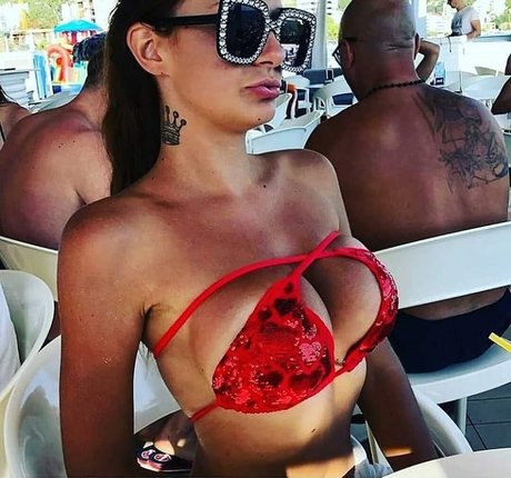 Kristina Penava star perfect galleries