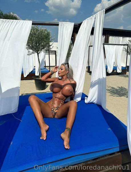Loredana Chivu perfect star photo