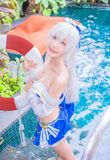 YangYi model erotic galleries