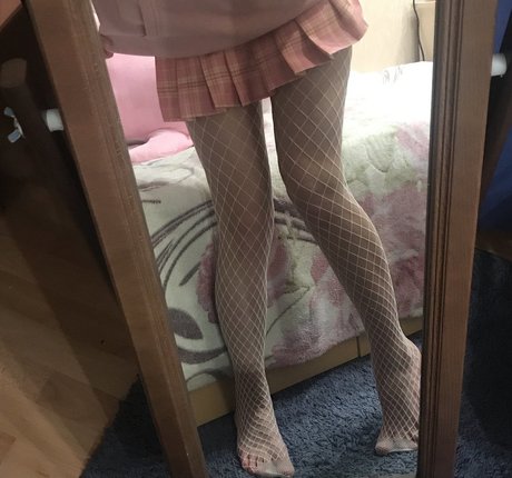 zzzaychonok star nude photo