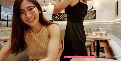 Zumi nude model photos
