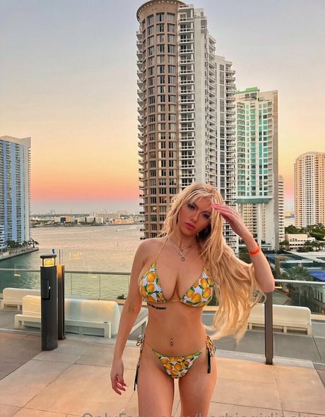 Barbiegirljackie nude star galleries