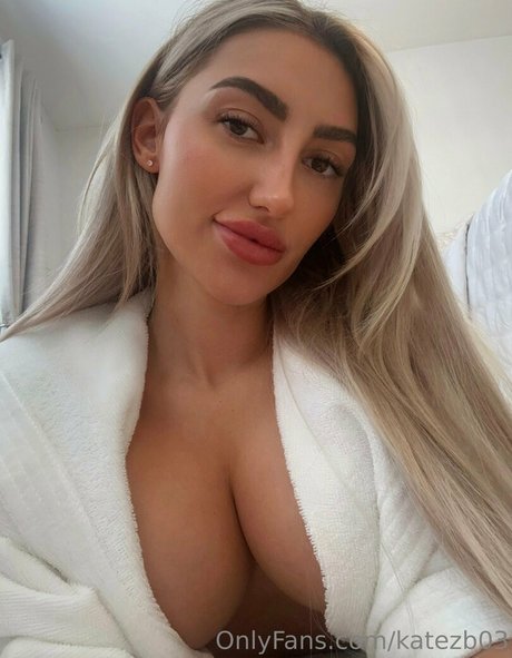 Katezb03 pornstar nudes photo