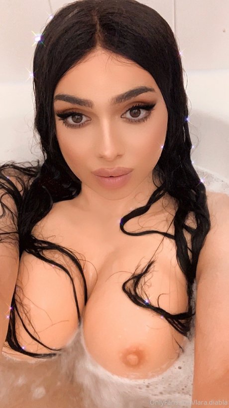 shemale outdoor onlyfans free naked photos