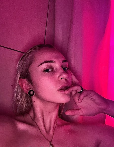 Regina Sahar star sex galleries
