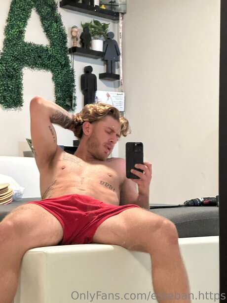 Esteban Https star nude archive