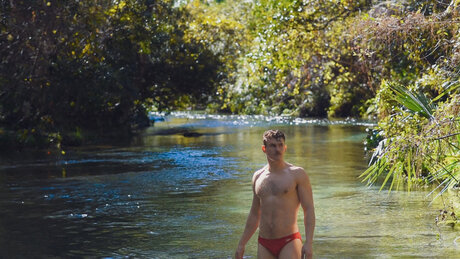 Thomas Mathew M sexy star photo