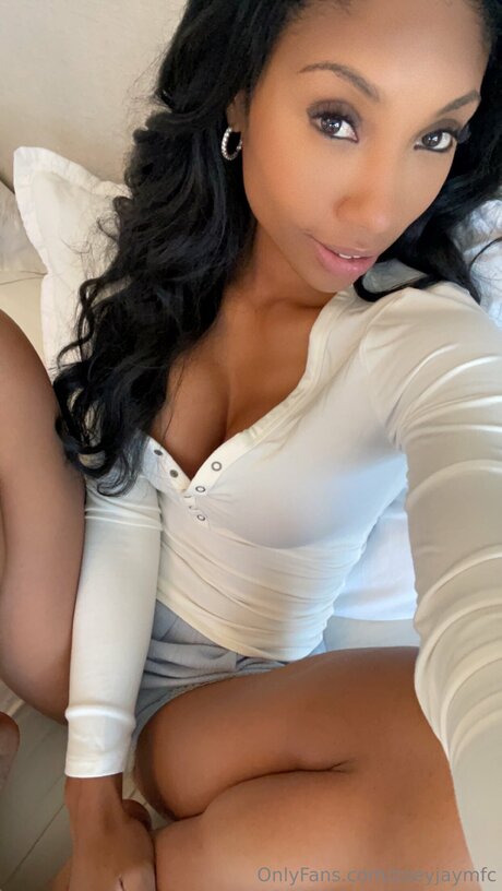 Zoeyjaymfc star naked images