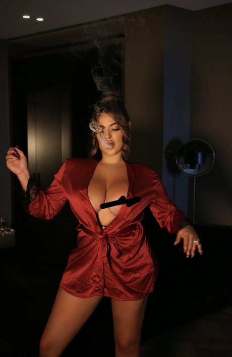 Encaofficial Enca Haxhia nude actress pic