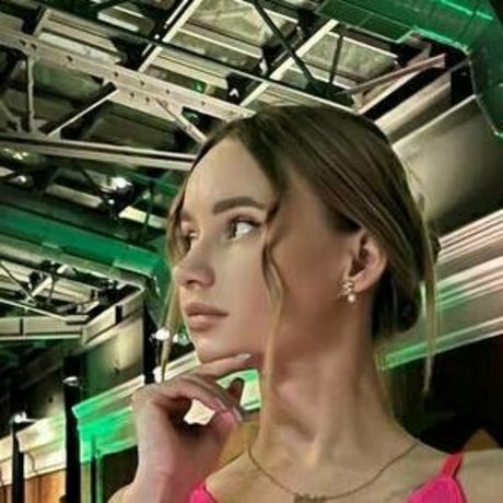 Kpuusy model xxx img
