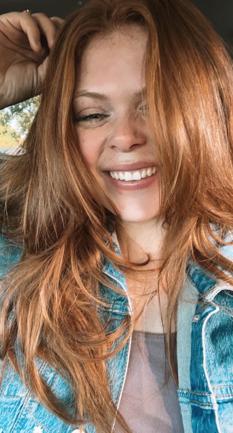 Naughtygingee pornstar erotic img