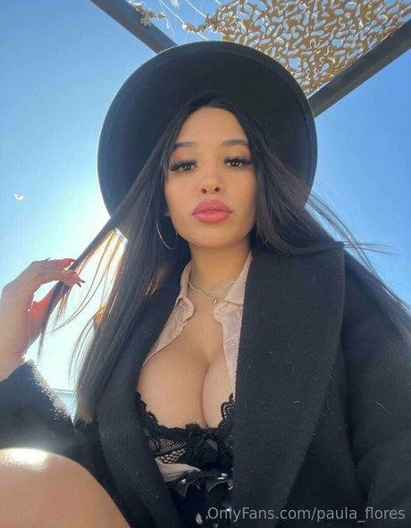 Paula Flores pornstar nude photos