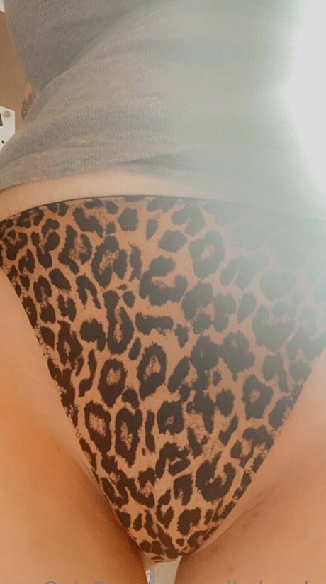 Erikalovely hot actress photo