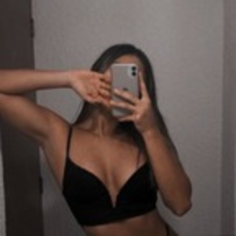 Ireri Sarauz xxx pornstar photo