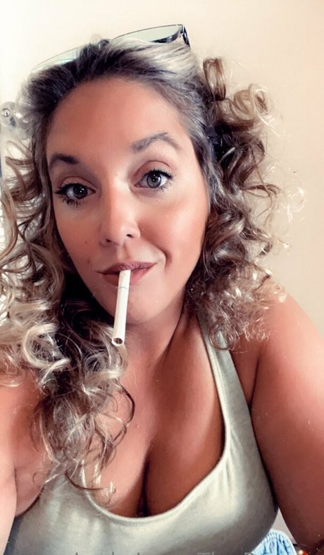 Layla Jones star sexy pics