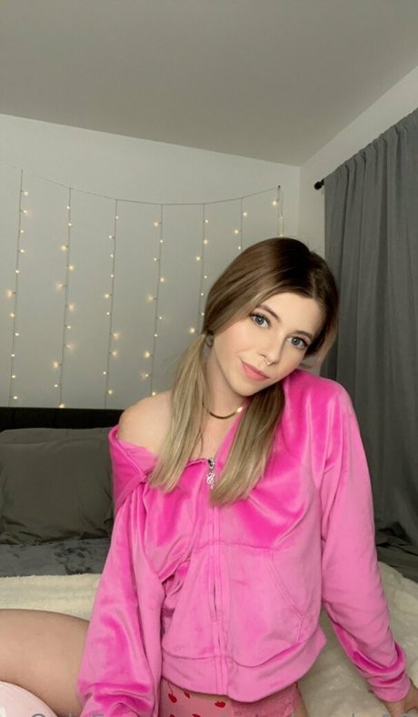 zoeybrooks18 beautiful pornstar photos