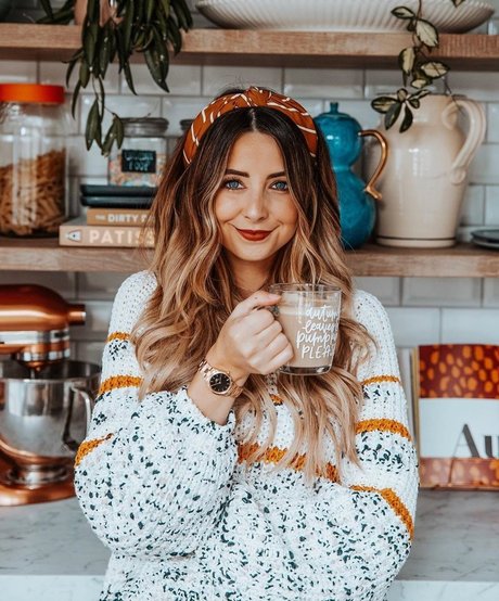 Zoe Sugg top star galleries
