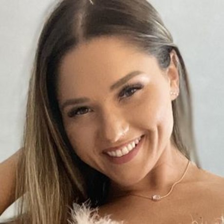 Zoe Bloom star exclusive pics
