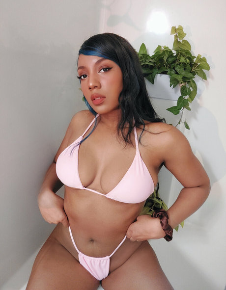 zerosuitsami top star photo