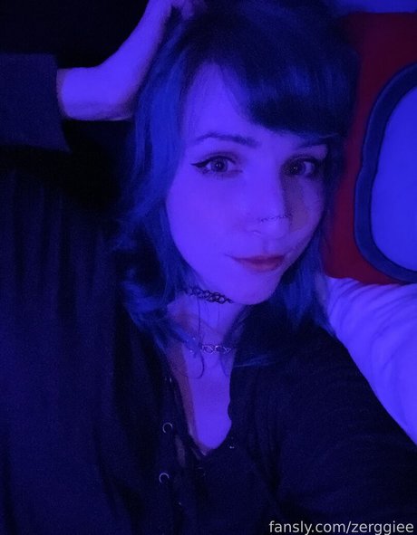 zerggiee model pornographic galleries
