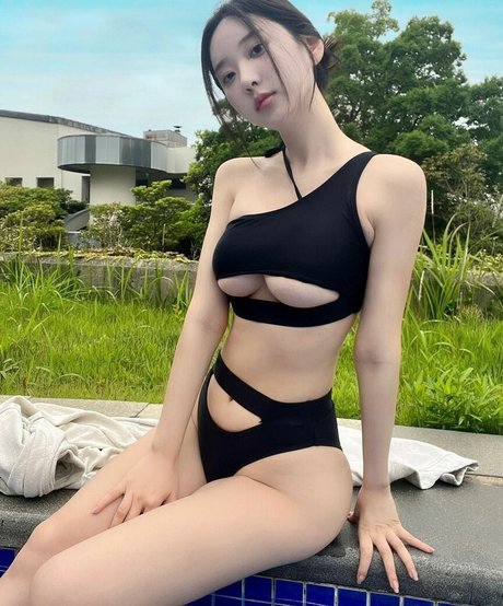 Zenny model naked img