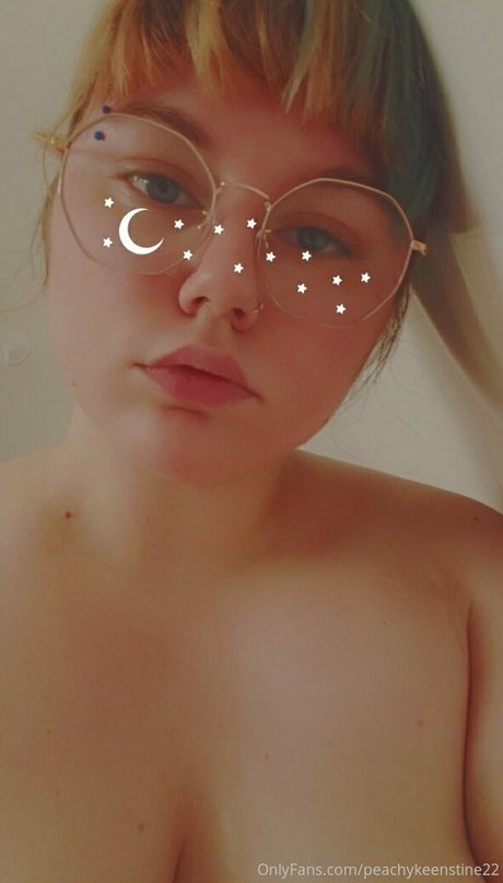 peachykeenstine22 pornstar sex image