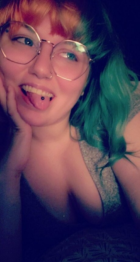 peachykeenstine22 model high quality pic