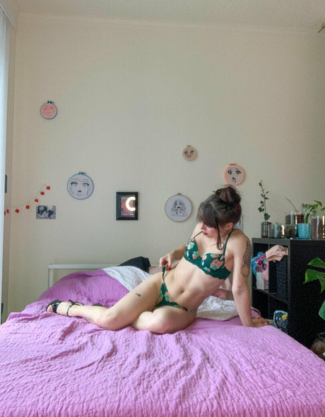 kiritoplease pornstar hd gallery