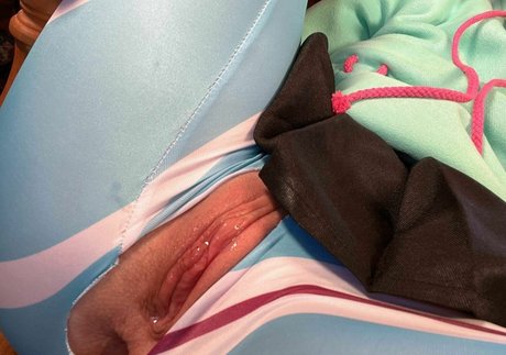 Belle Delphine exclusive model archive