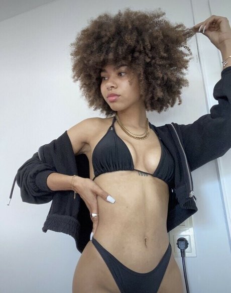 blonde mom onlyfans hot nude photo