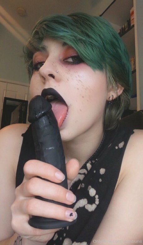 Gremlinbxtch pornstar sex galleries