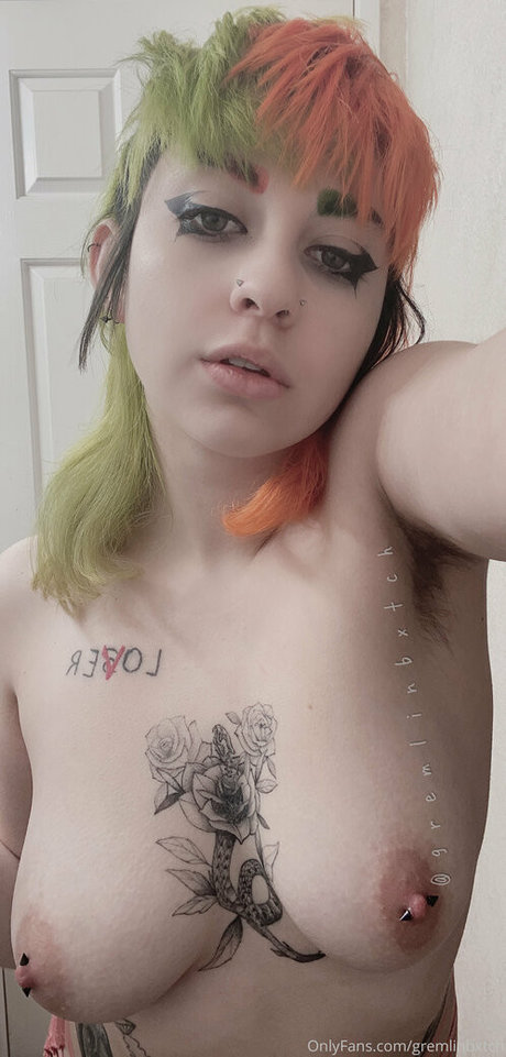 Gremlinbxtch sexy star archive
