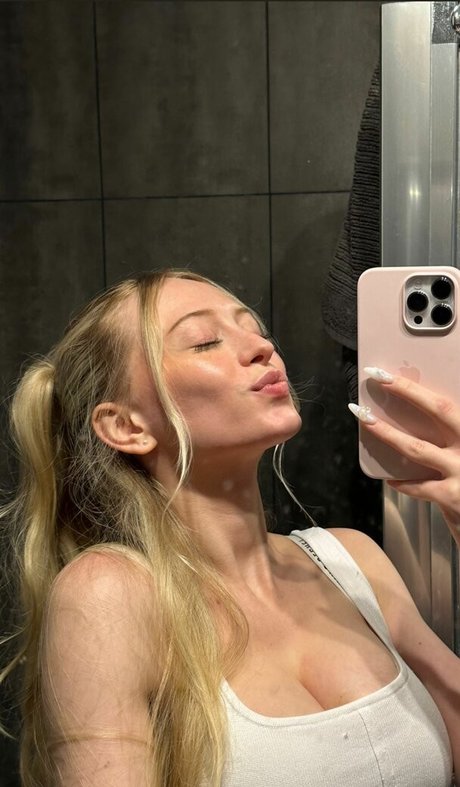 Sophia Diamond model art pictures