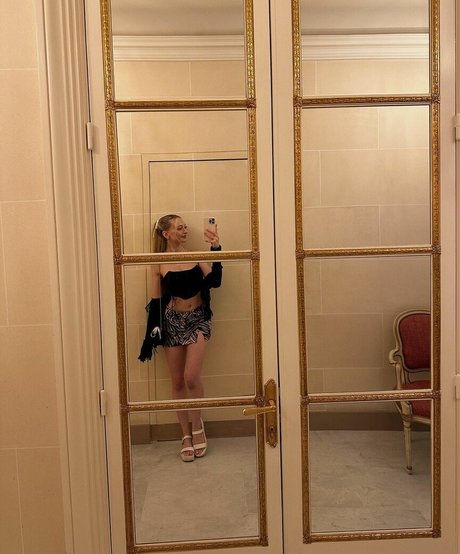 Sophia Diamond star free pictures