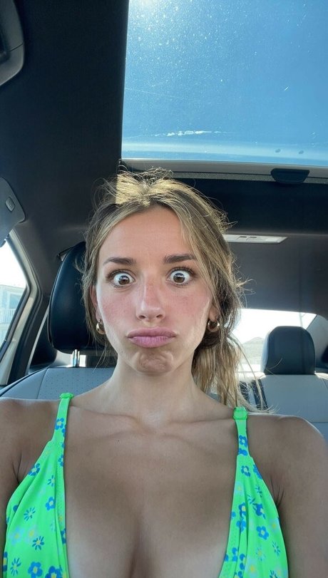 Sadie Mckenna star sexy img